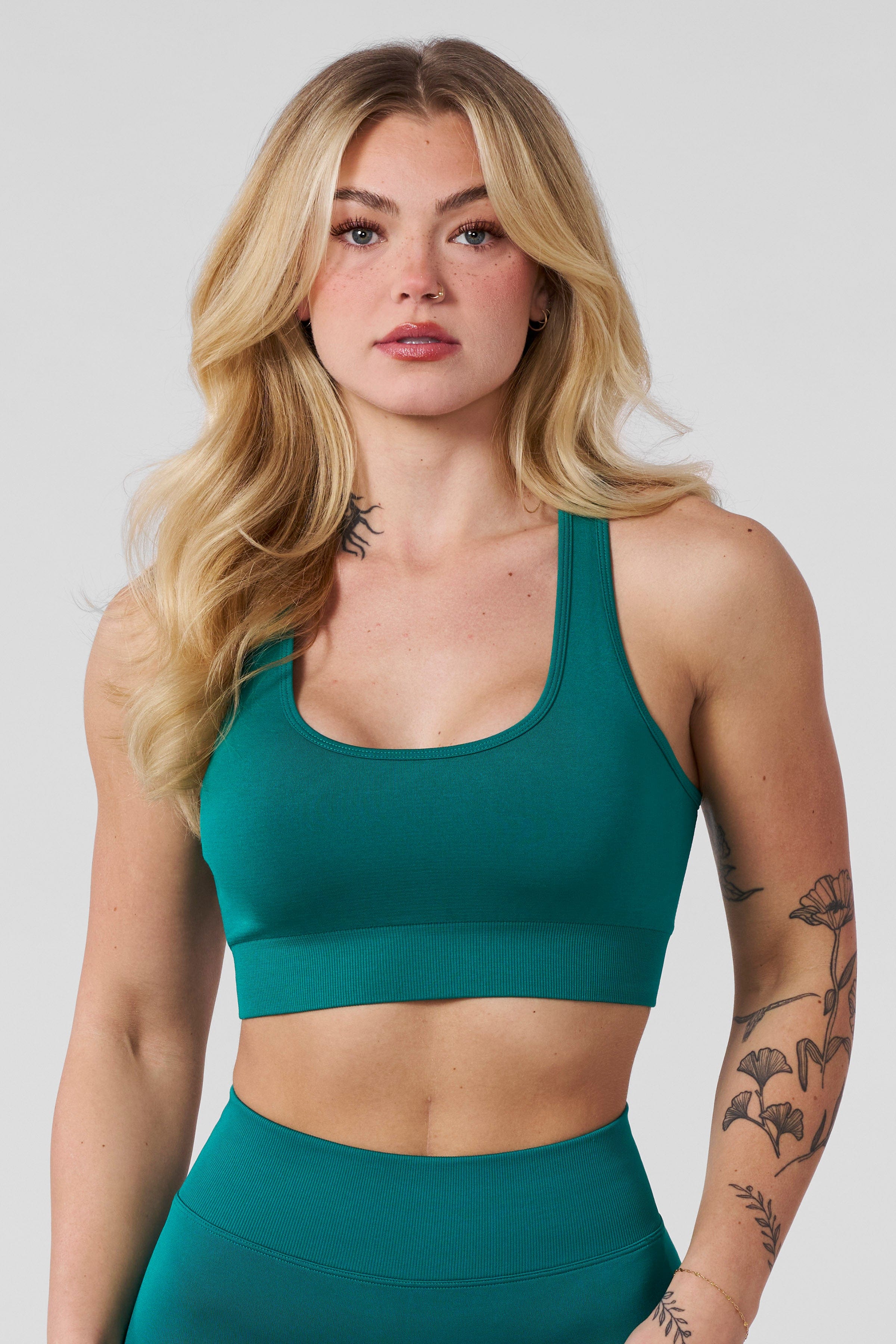 Front view of the W357 Legacy Seamless Bra highlighting full coverage and vibrant color