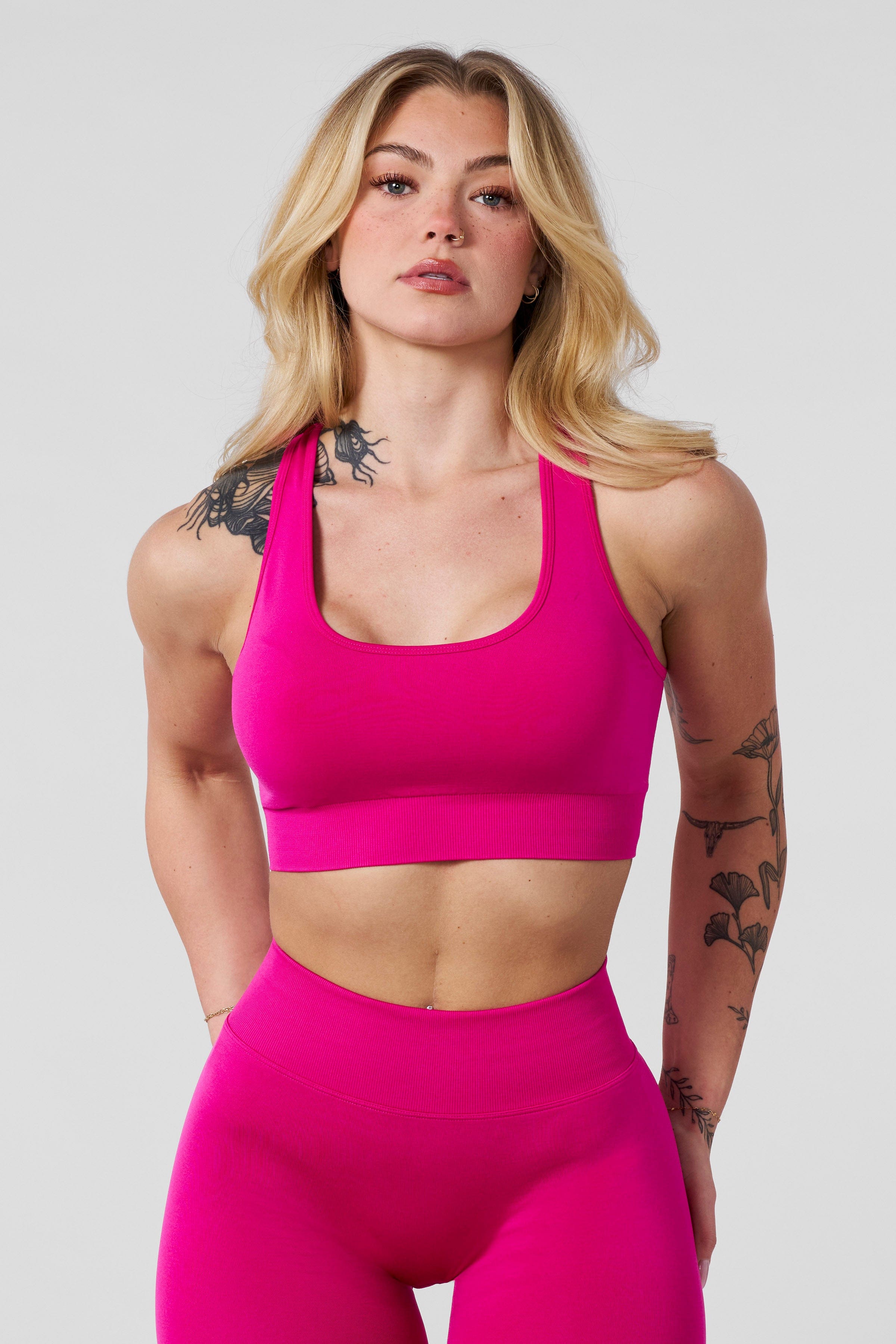 Front view of the W357 Legacy Seamless Bra highlighting full coverage and vibrant color