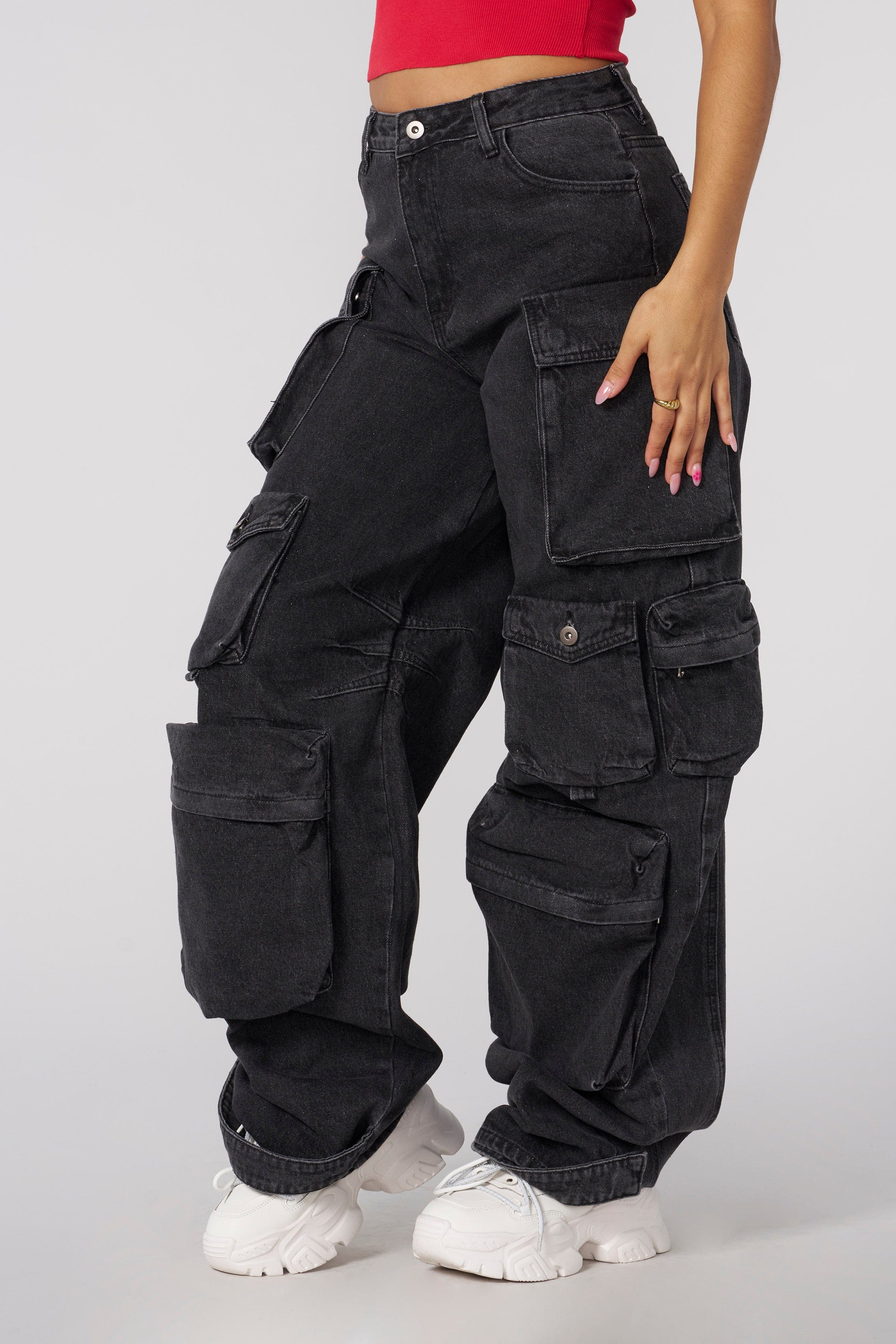 Front view of baggy cargo jeans for men, ideal for everyday wear.