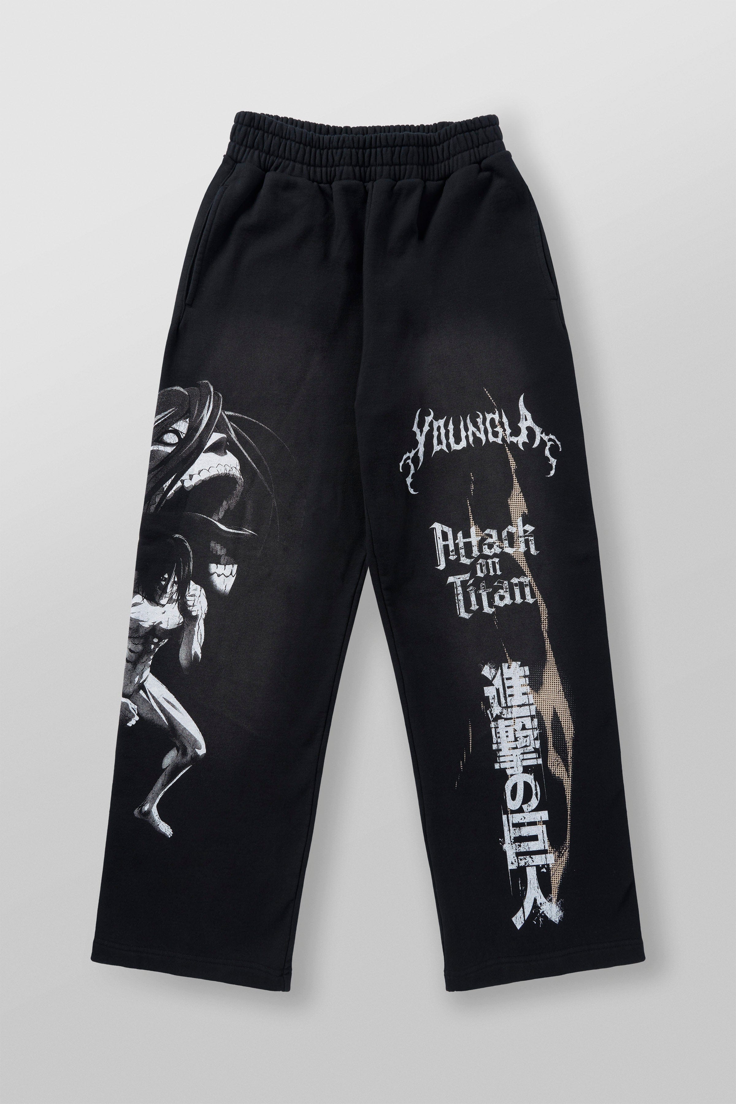 Back view of mens baggy joggers, displaying the no-cuff design and relaxed fit.