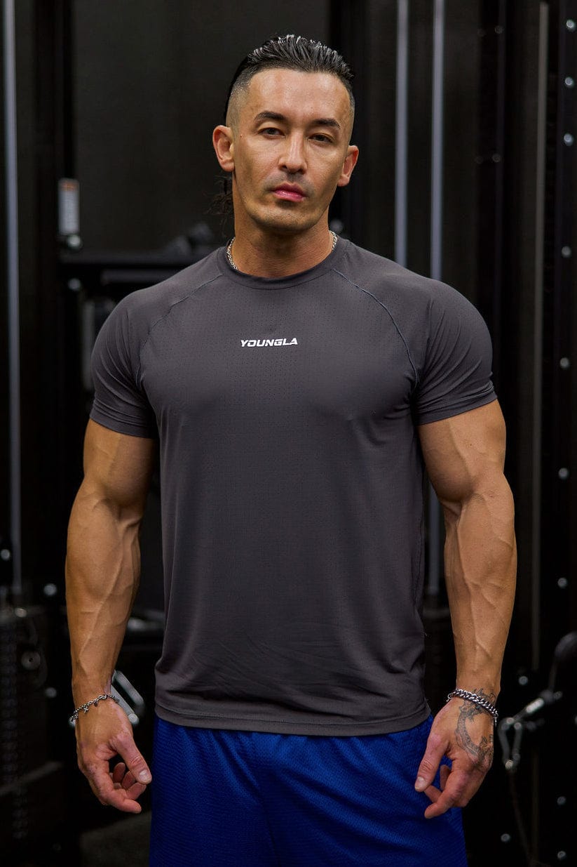Front view of AeroMesh shirt in black, worn during a gym workout