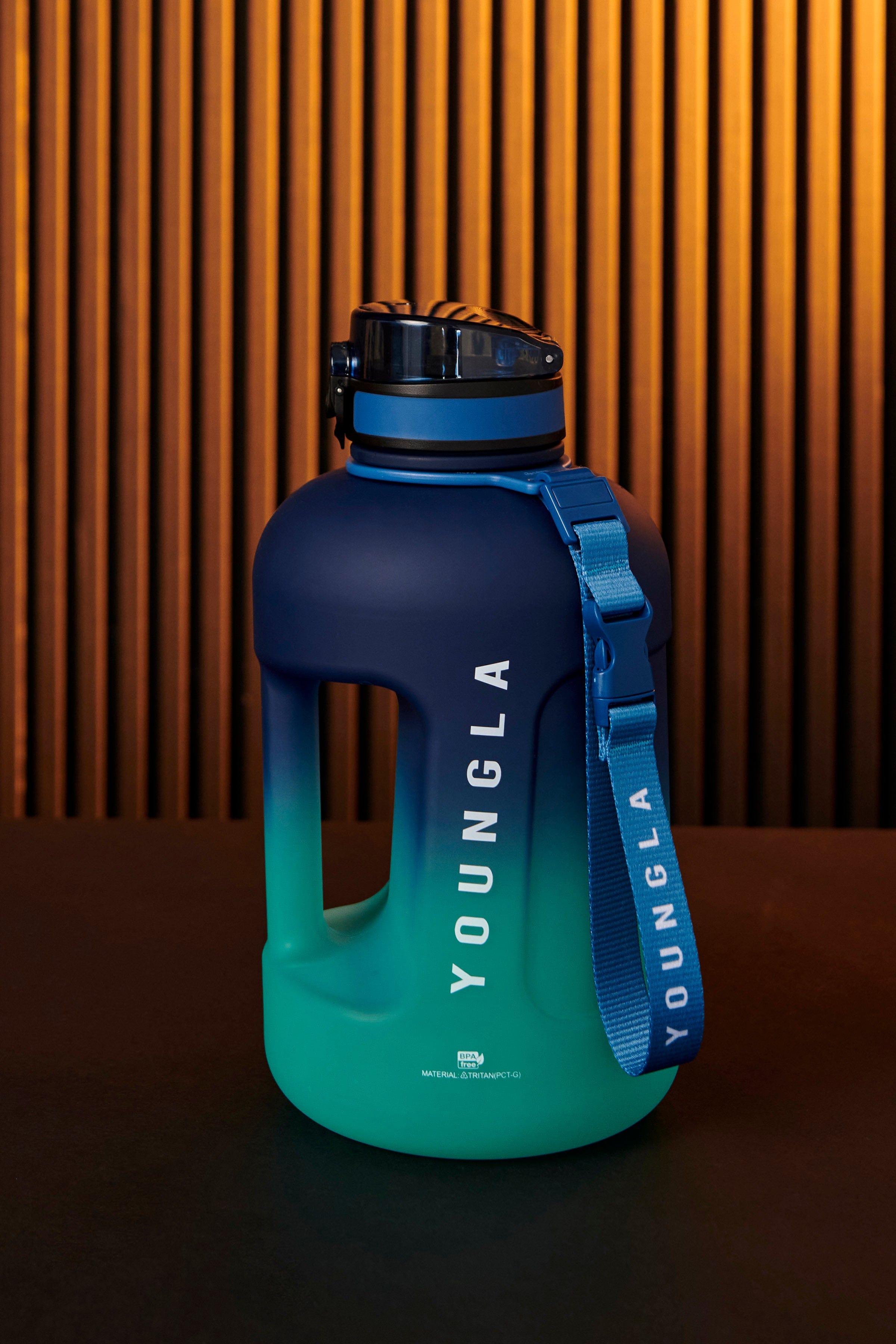 Lah Jug 2.0 with open spout, ideal for gym use.