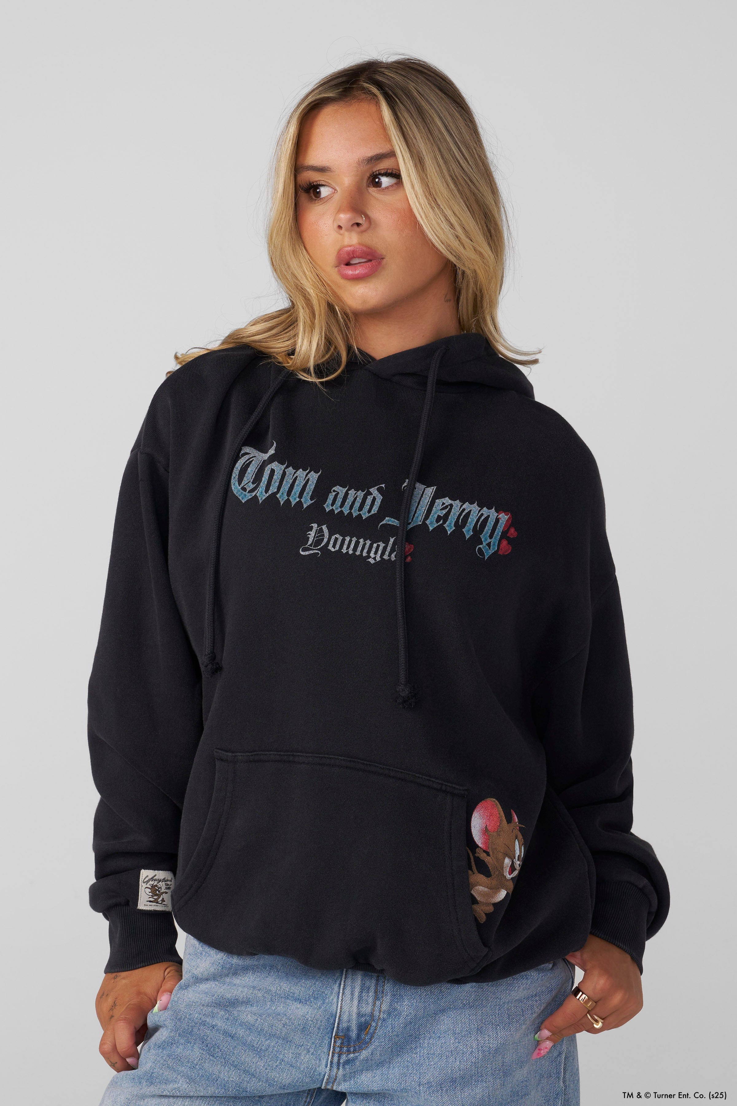 Detailed view of the ultra-soft washed fabric of the oversized hoodie for men